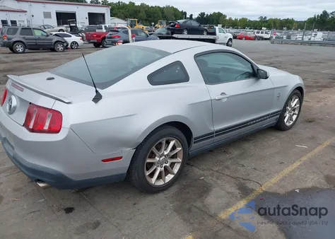 2010 Ford Mustang z USA, uszkodzony, nr VIN 1ZVBP8AN7A5144515